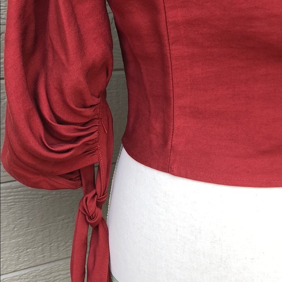 Olivaceous Off the Shoulder Tie Sleeve Blouse - Picture 5 of 7